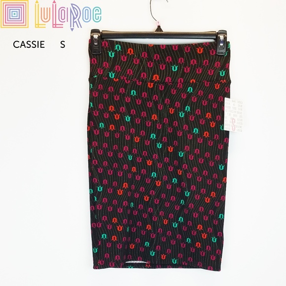 LuLaRoe Dresses & Skirts - Cassie Skirt